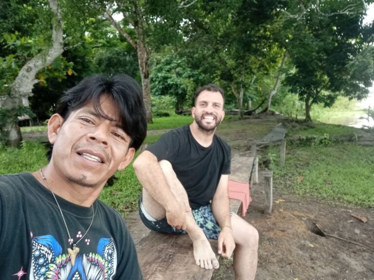 Luis con guest
